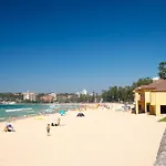 Perfect Manly Retreat, In The Heart Of Manly, Family & Couple Friendly Apartment With Car Spot
